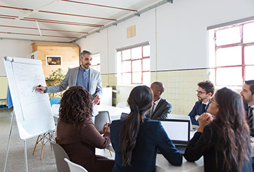 دپارتمان مدیریت و منابع انسانی